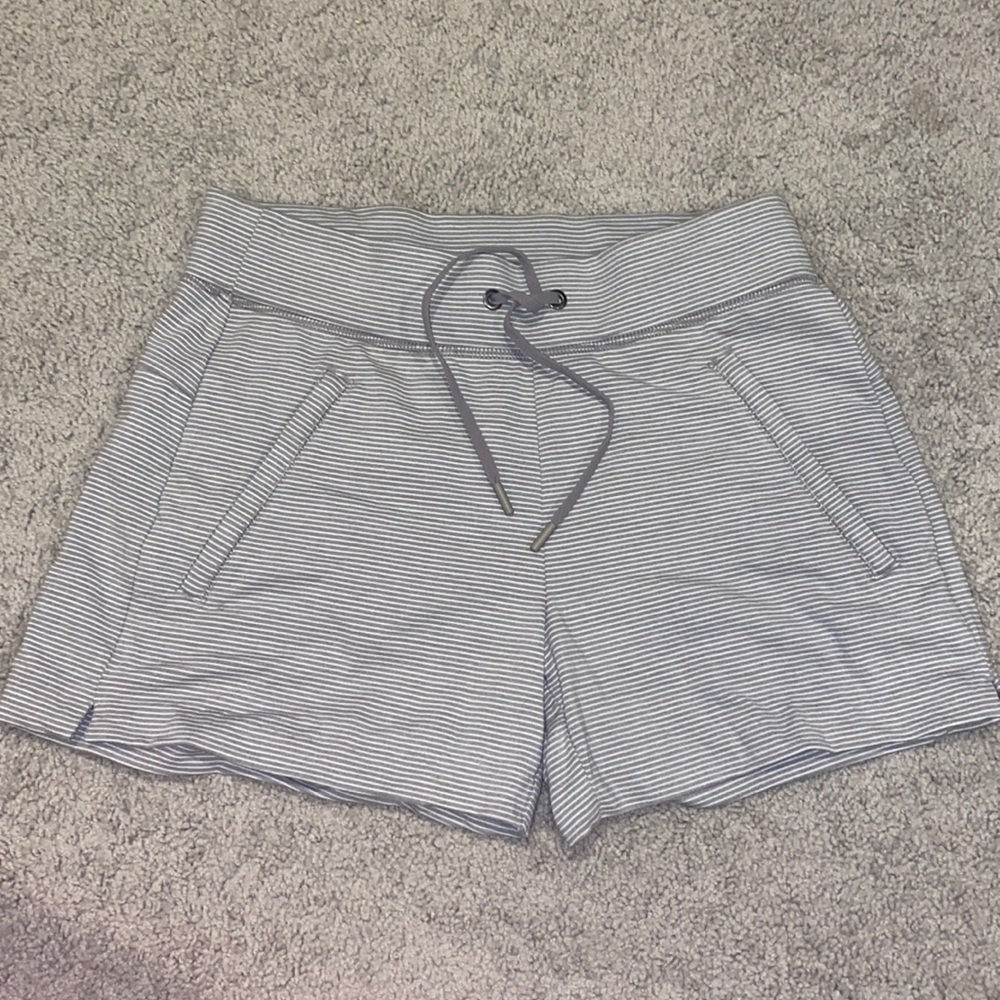 Athleta shorts size XXS. Stretchy